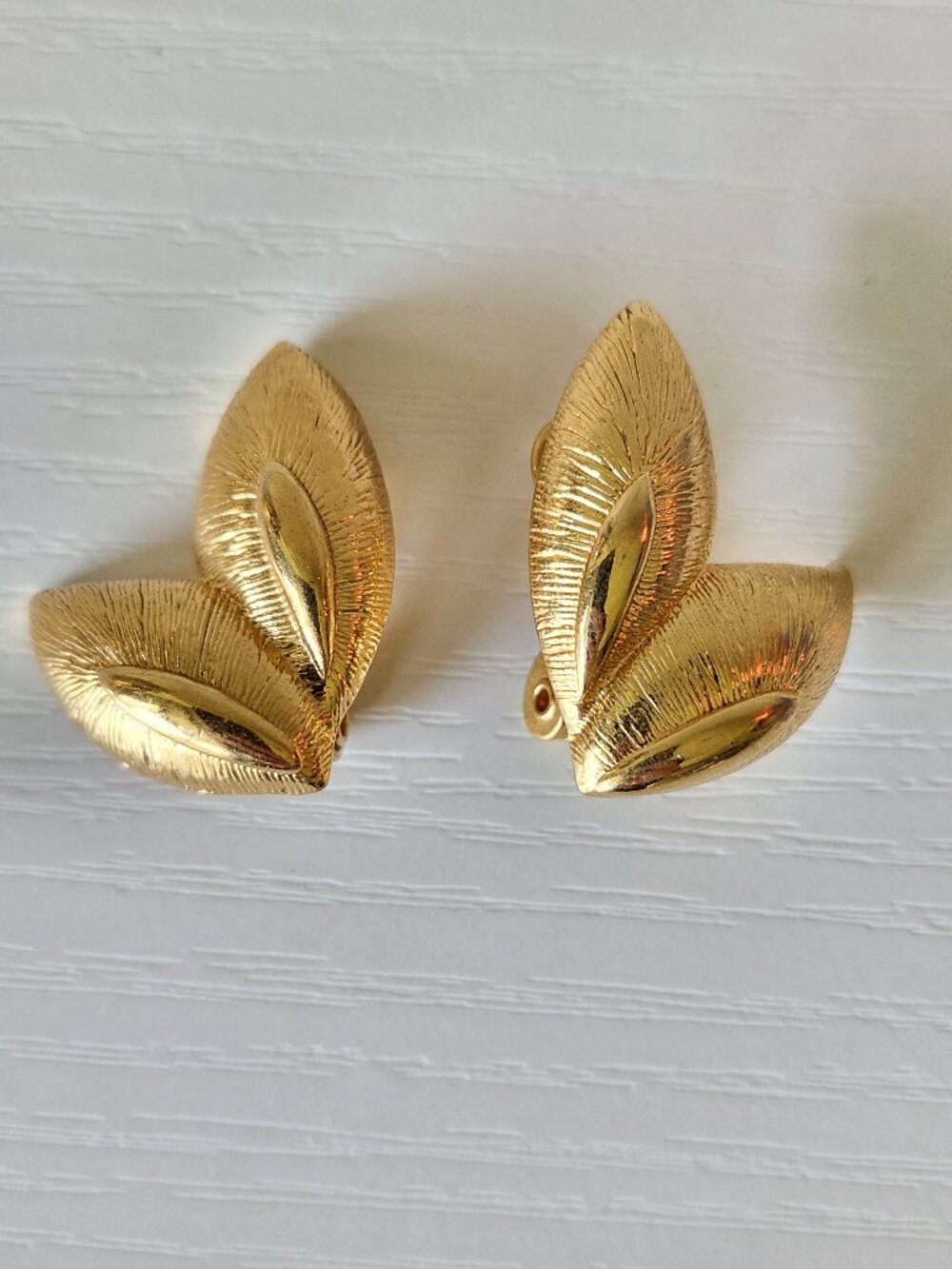 Vintage Monet Gold Tone Leaf Clip On Earrings Signed Textured